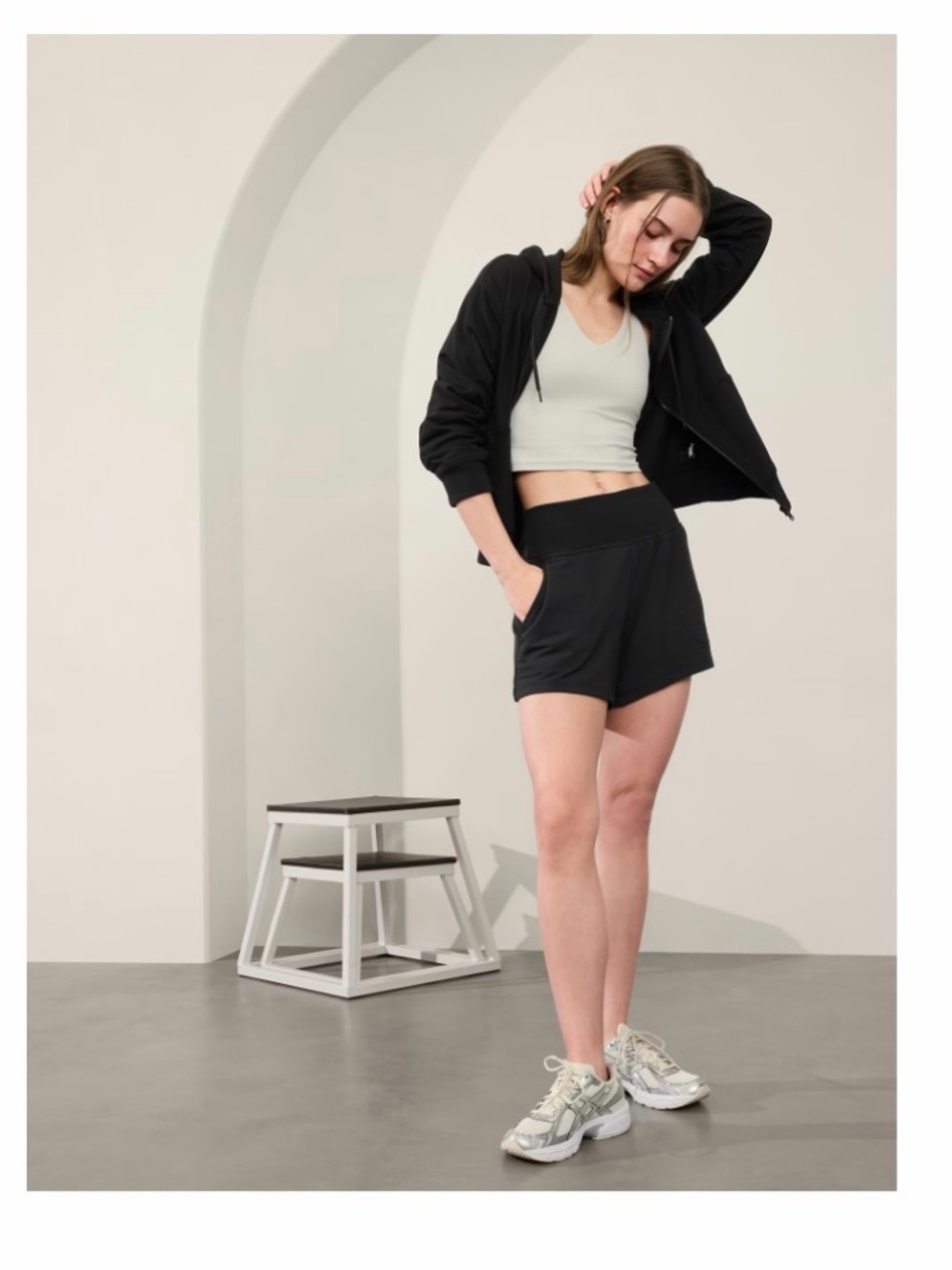 Athleta Coaster Luxe High Rise Shortie Black Size Small